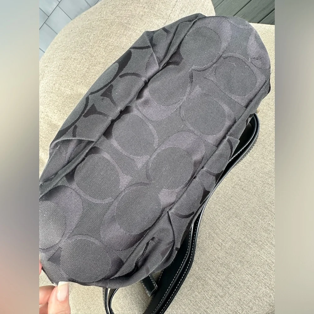 Black coach signature bag - Picture 3 of 6